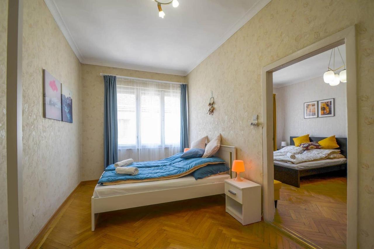 Lonyay Gellert View 2Br Apartment บูดาเปสต์ ภายนอก รูปภาพ