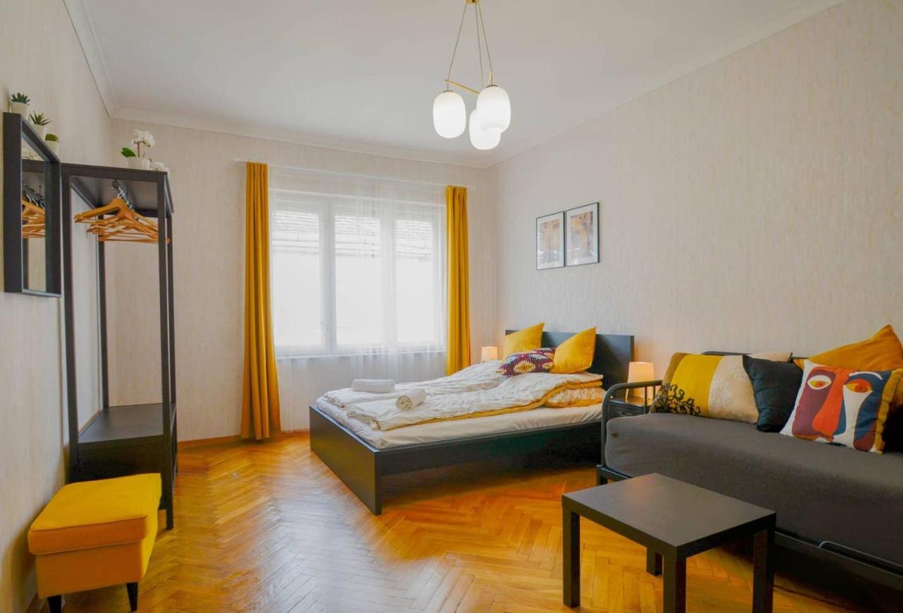 Lonyay Gellert View 2Br Apartment บูดาเปสต์ ภายนอก รูปภาพ