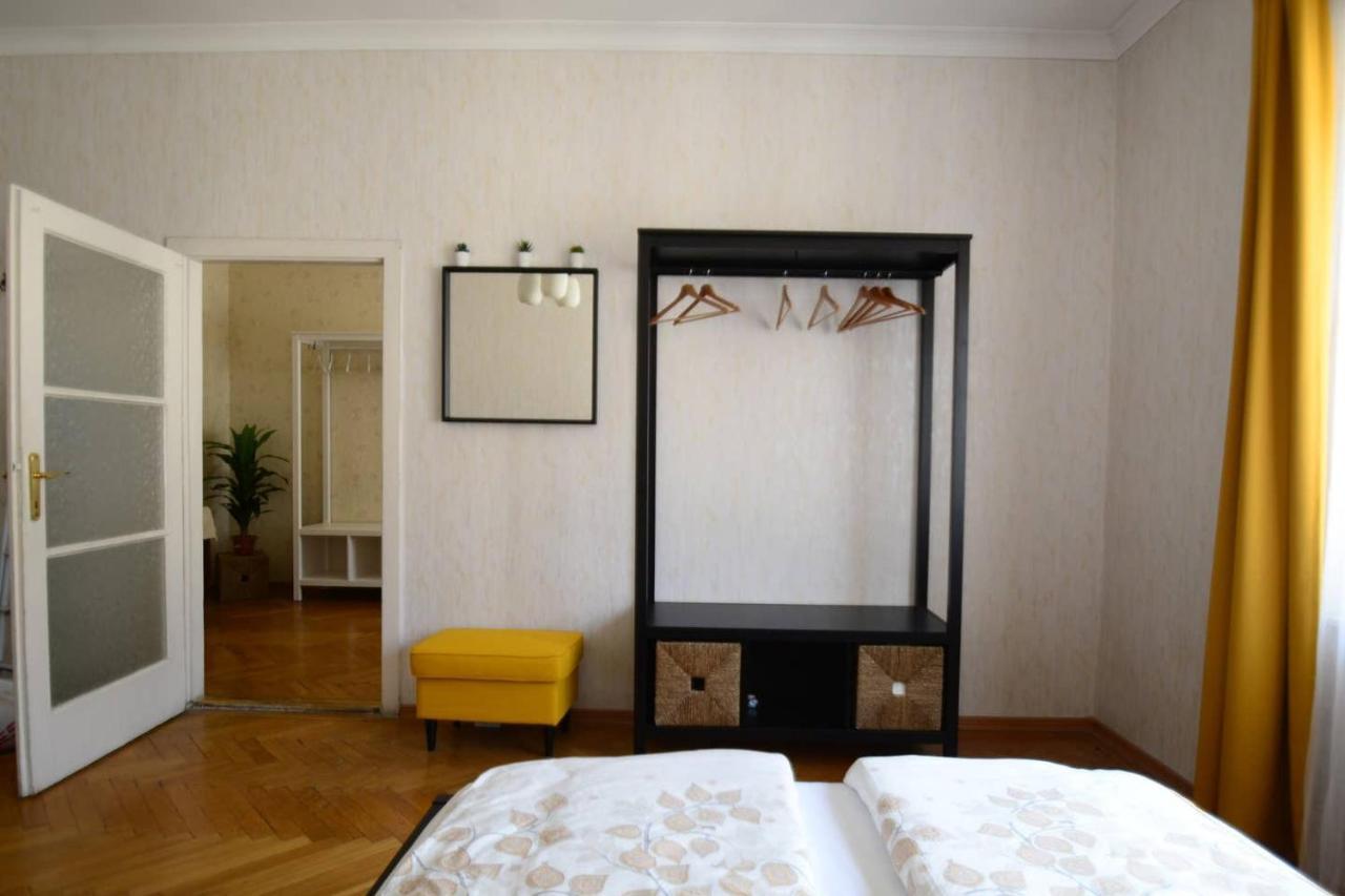 Lonyay Gellert View 2Br Apartment บูดาเปสต์ ภายนอก รูปภาพ